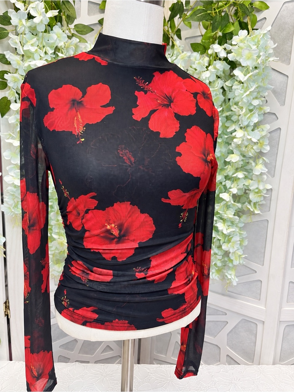 Source Unknown Black Sheer Mesh Top with Red Floral Print